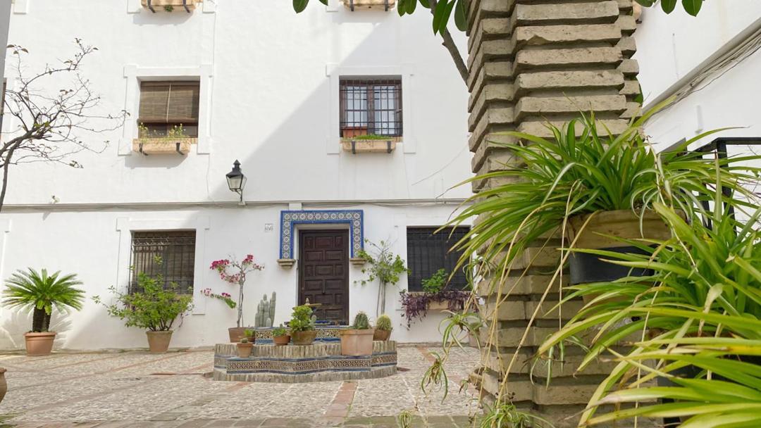 Posada Deanes Cordoba Exterior photo